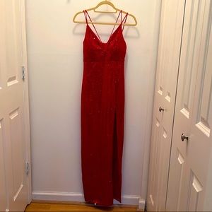 Windsor Sequin Formal Red Evening Gown size small